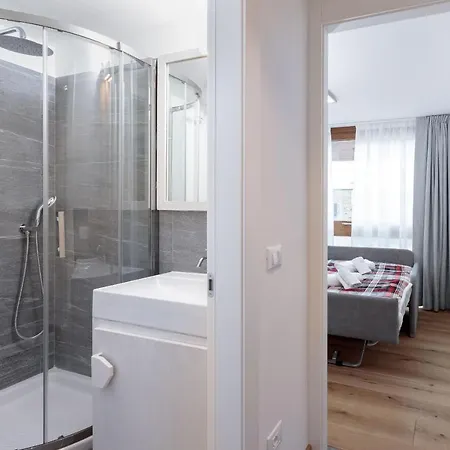 Hellochalet - The One - Bootdryer, Theatre With Subwoofer, Netflix, Hydromassage Turkish Bath * Breuil-Cervinia