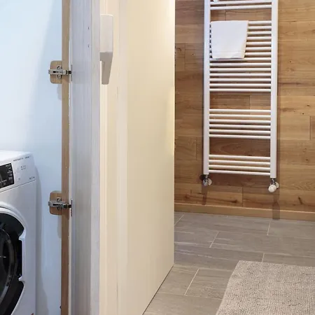 Hellochalet - The One - Bootdryer, Theatre With Subwoofer, Netflix, Hydromassage Turkish Bath * Breuil-Cervinia